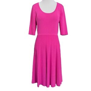 Carmen by Carmen Valvo Pleated Fit & Flare Dress in Princess Pink Size Medium